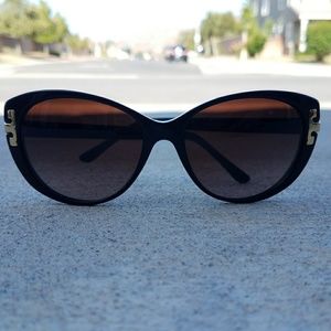 Tory Burch Cat-Eye Sunglasses